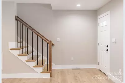 328 Bowditch Street #2B, Burnsville, NC 28714 - Photo 10