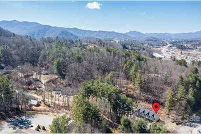 328 Bowditch Street #2B, Burnsville, NC 28714 - Photo 18