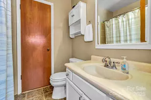 5 Fairway Dr, Arden, NC 28704 - Photo 20