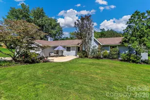 5 Fairway Dr, Arden, NC 28704 - Photo 2