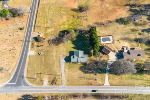 1922 Old Conover-Startown Rd, Newton, NC 28658 - Photo 36