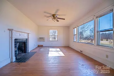 1922 Old Conover Startown Road, Newton, NC 28658 - Photo 2