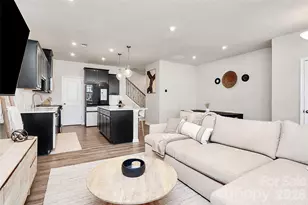 15333 Braid Mdw Dr, Charlotte, NC 28278 - Photo 4