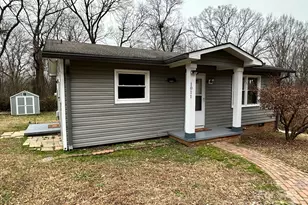 1011 Hull St, Statesville, NC 28677 - Photo 2