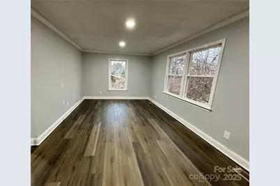 1011 Hull Street, Statesville, NC 28677 - Photo 8