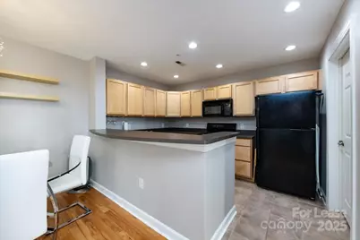 718 Trade Street #204, Charlotte, NC 28202 - Photo 2
