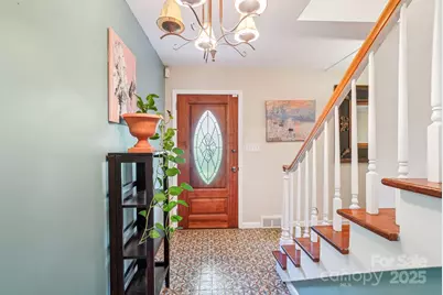 710 Heatherwood Drive, Hendersonville, NC 28792 - Photo 4