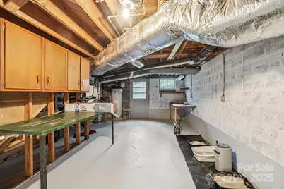 710 Heatherwood Drive, Hendersonville, NC 28792 - Photo 34