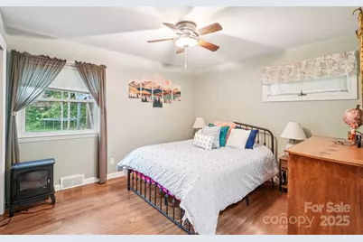 710 Heatherwood Drive, Hendersonville, NC 28792 - Photo 28