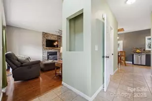 208 Bennington Dr, Stanley, NC 28164 - Photo 4