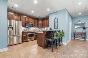 402 Golfview Ct SE, Lenoir, NC 28645 - Photo 24