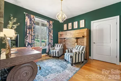 402 Golfview Court SE, Lenoir, NC 28645 - Photo 18