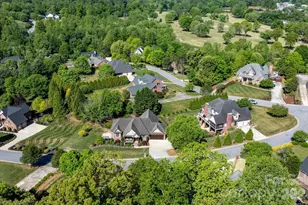 402 Golfview Ct SE, Lenoir, NC 28645 - Photo 36