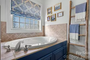 402 Golfview Ct SE, Lenoir, NC 28645 - Photo 16