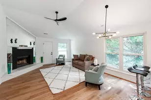 9026 Louvaine Dr, Charlotte, NC 28227 - Photo 2