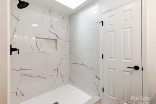 9026 Louvaine Dr, Charlotte, NC 28227 - Photo 16