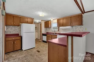 4586 Deal Rd, Claremont, NC 28610 - Photo 10