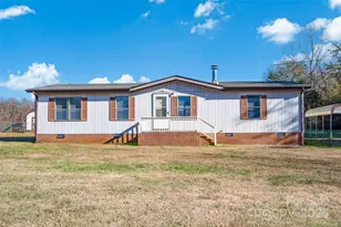 4586 Deal Rd, Claremont, NC 28610 - Photo 2