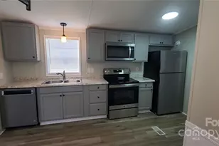 113 Sycamore Ln, Lake Wylie, SC 29710 - Photo 14