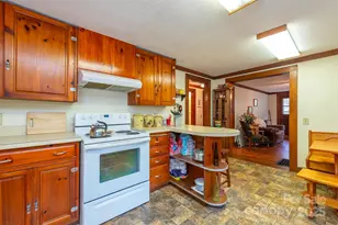 380 Buttercup Ln, Marion, NC 28752 - Photo 32