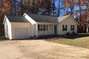 1020 Ashford St, Charlotte, NC 28214 - Photo 1