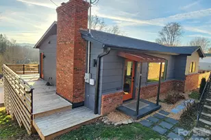 113 Hillside St, Canton, NC 28716 - Photo 2