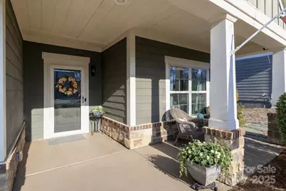 2206 Lincolnshire Lane, Waxhaw, NC 28173 - Photo 2