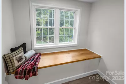 215 McCoy Cove, Black Mountain, NC 28711 - Photo 14