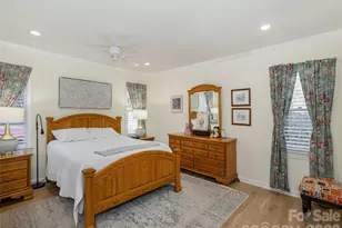 128 Camellia Way, Hendersonville, NC 28739 - Photo 18