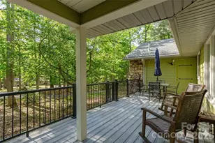128 Camellia Way, Hendersonville, NC 28739 - Photo 2