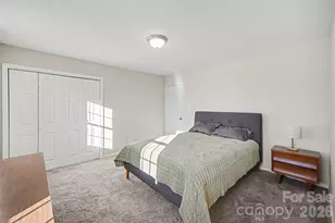 8001 Regent Park Ln, Charlotte, NC 28210 - Photo 18