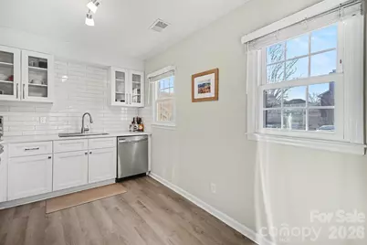 8001 Regent Park Lane, Charlotte, NC 28210 - Photo 8