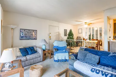 833 Farmhurst Drive, Charlotte, NC 28217 - Photo 4