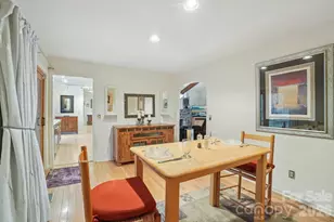 19 Hickory Ct Ln, Hendersonville, NC 28792 - Photo 12