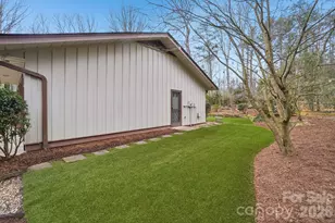 19 Hickory Ct Ln, Hendersonville, NC 28792 - Photo 28