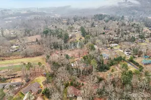 19 Hickory Ct Ln, Hendersonville, NC 28792 - Photo 46