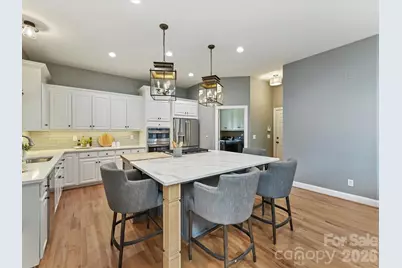 7740 Quail Park Drive, Charlotte, NC 28210 - Photo 16