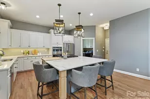 7740 Quail Park Dr, Charlotte, NC 28210 - Photo 16