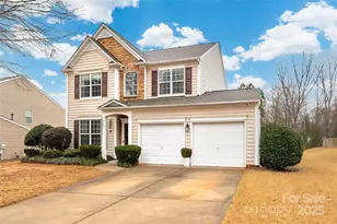2223 Blueberry Ridge Rd, Matthews, NC 28105 - Photo 2