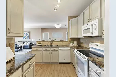 19763 Deer Valley Drive, Cornelius, NC 28031 - Photo 10