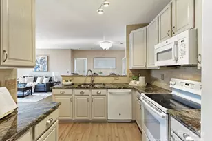 19763 Deer Valley Dr, Cornelius, NC 28031 - Photo 10