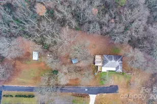 1177 2nd St Pl SE, Hickory, NC 28602 - Photo 32