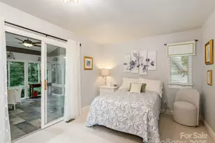 210 Black Oak Ln, Hendersonville, NC 28791 - Photo 24