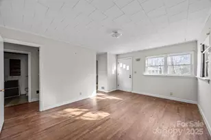 228 Grove St, Brevard, NC 28712 - Photo 12