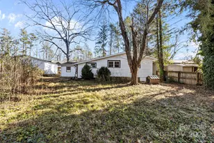 228 Grove St, Brevard, NC 28712 - Photo 34