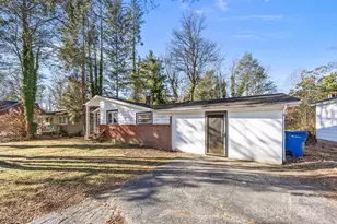 228 Grove St, Brevard, NC 28712 - Photo 6