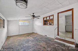 228 Grove St, Brevard, NC 28712 - Photo 22