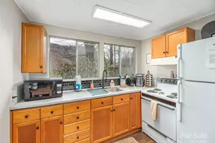 155 Mull Cove Rd, Maggie Valley, NC 28751 - Photo 6