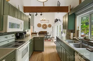 103 Maple Ln, Beech Mountain, NC 28604 - Photo 10