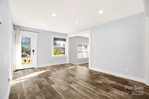 3819 Langley Rd, Charlotte, NC 28215 - Photo 10